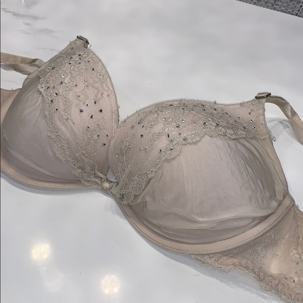 Victoria’s Secret padded bra